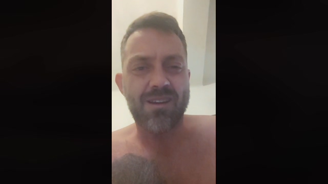 HairyPigBottom  05-03-2022